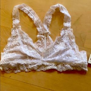 XS White lace stretch bra racer rack wireless NEW